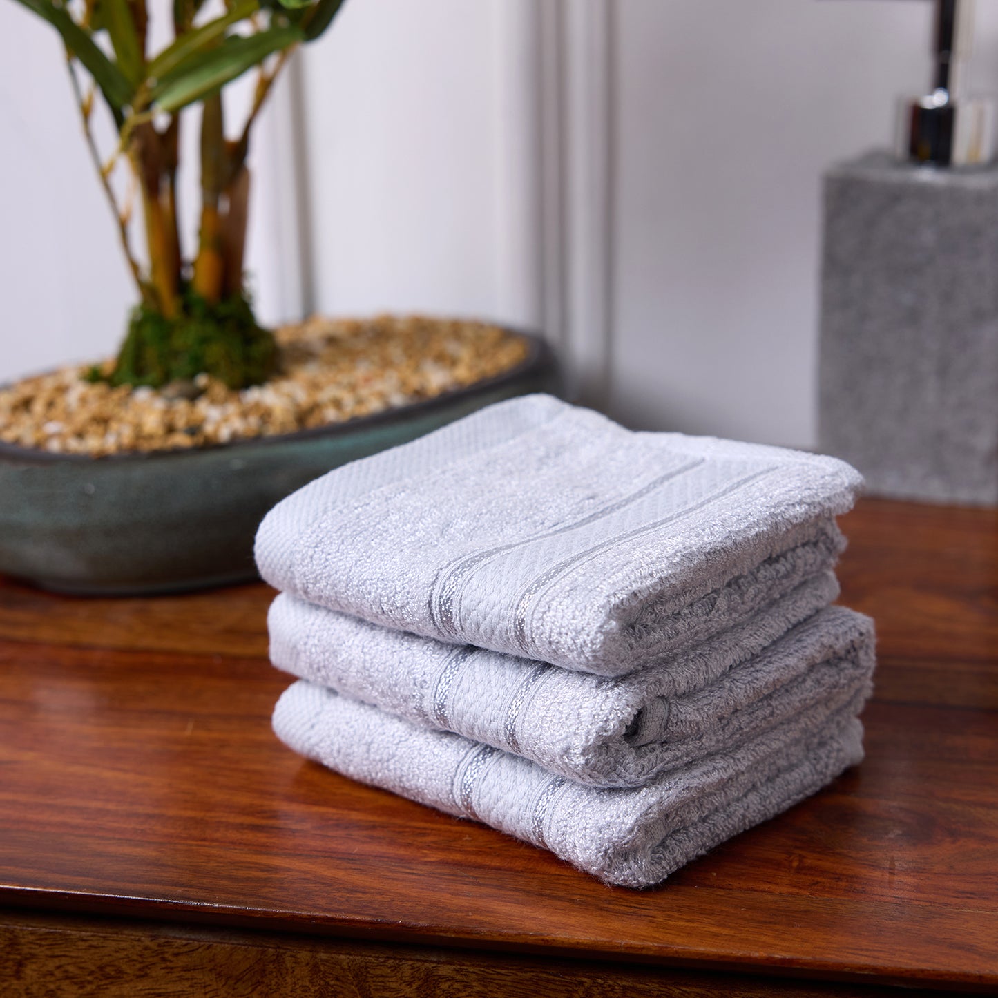 Bamboo Soul Bamboo Face Towel | Ultra Absorbent & Super Soft | 30 x 30 cm - 550 GSM | Pack of 3 – Grey