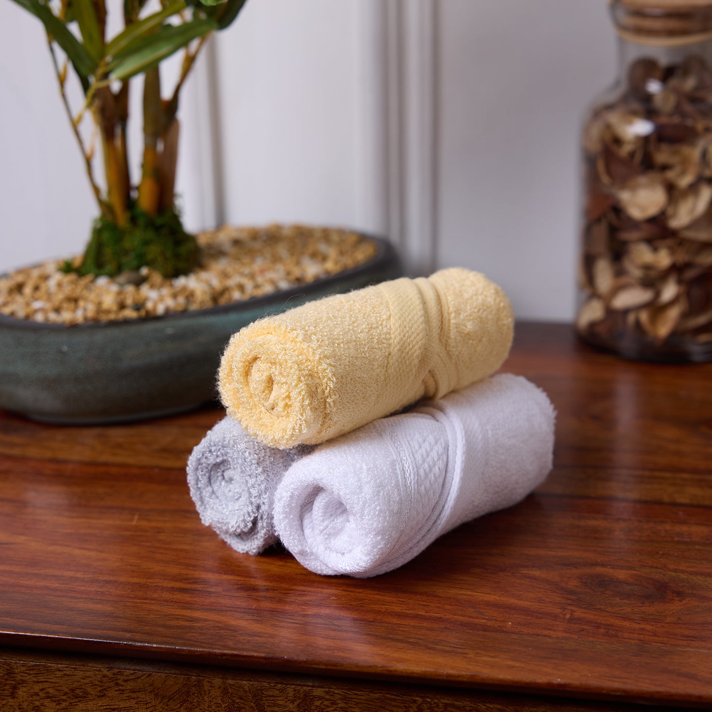 Bamboo Soul Bamboo Face Towel | Ultra Absorbent &amp; Super Soft | 30 x 30 cm - 550 GSM | Pack of 3 – White-Yellow-Grey